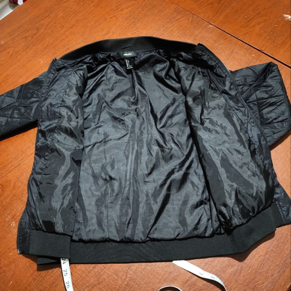 Forever 21 Puffer Jacket - Picture 4 of 5